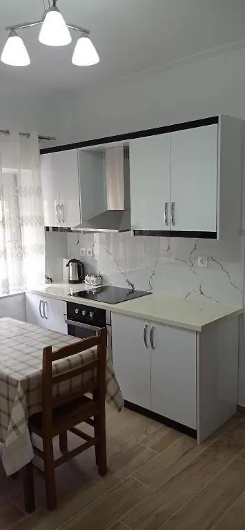 Elis Apartament Saranda 0*,